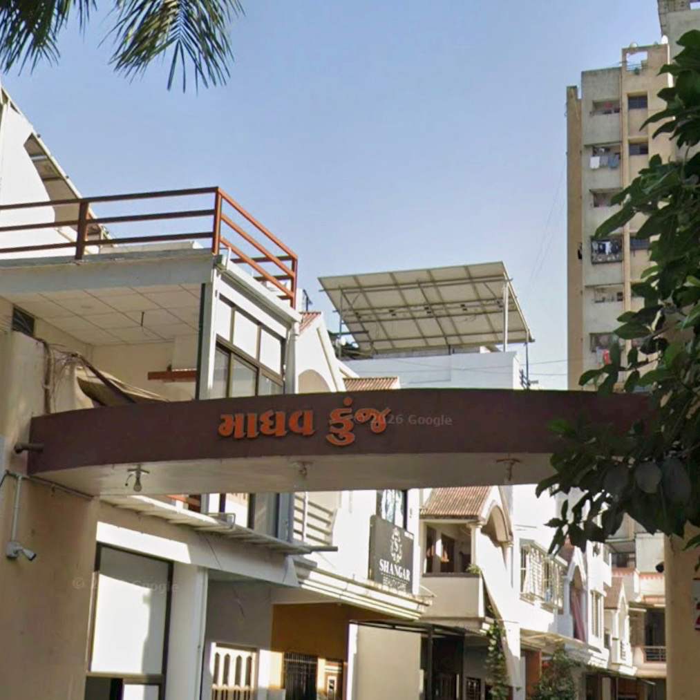 Madhav Kunj Row House